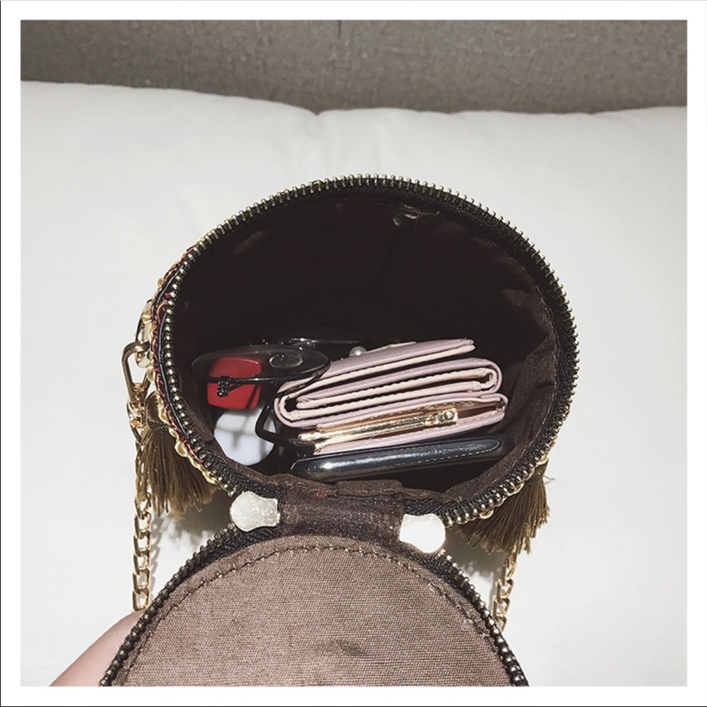 5⭐️ NEW Boho Straw Tassel Shoulder Clutch Bag - Picture 4 of 7